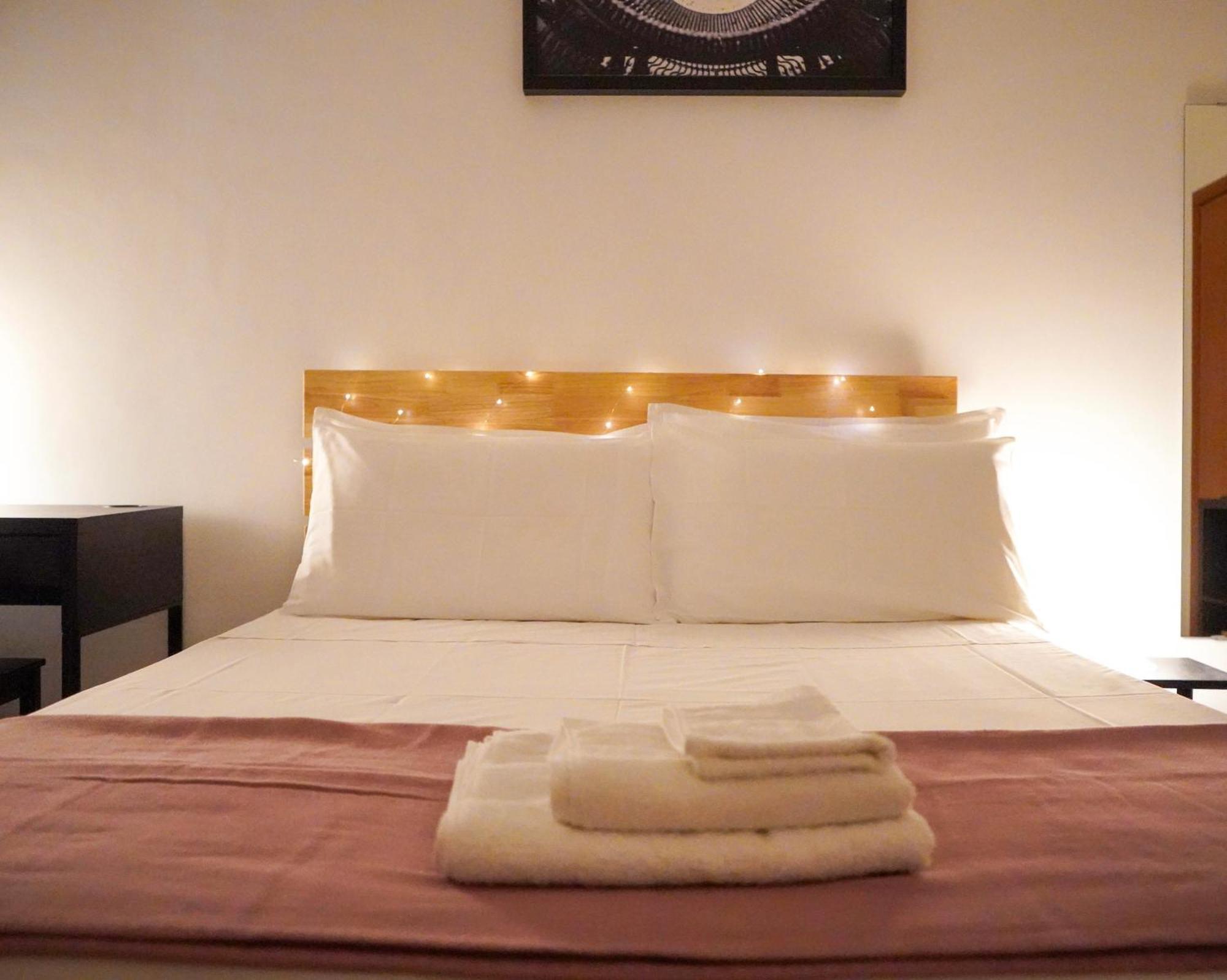 The Good Place B&B, Rome